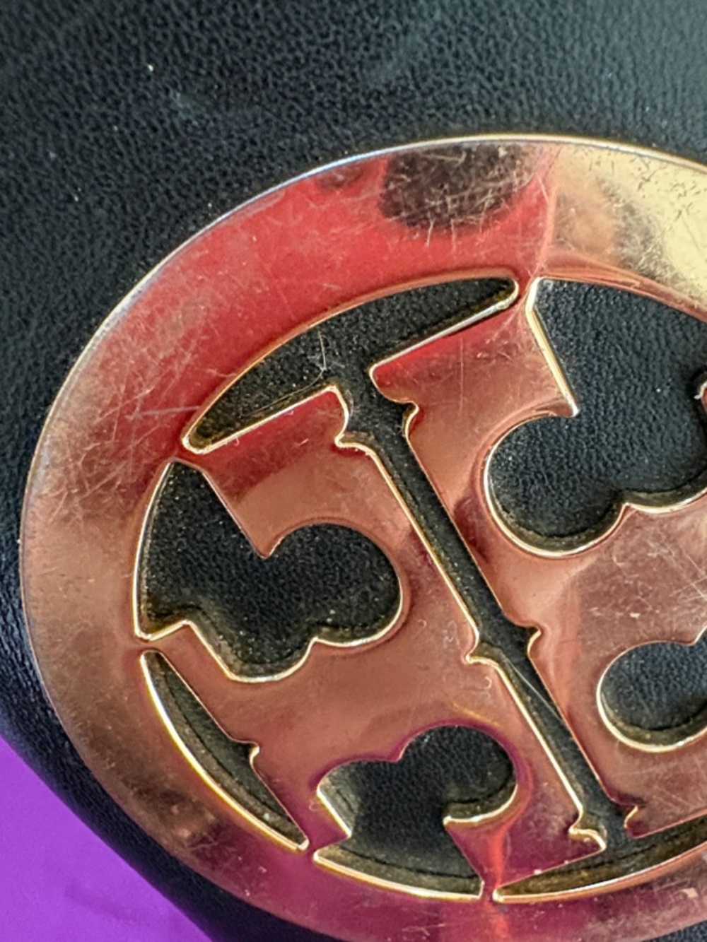 Tory Burch Black Wallet with Gold Logo Emblem - Picture 8 of 8
